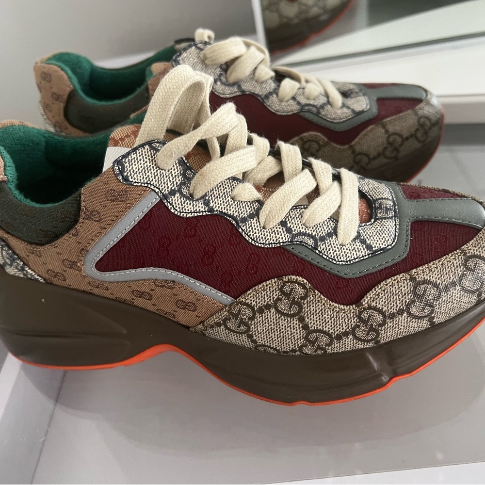 Gucci sneakers